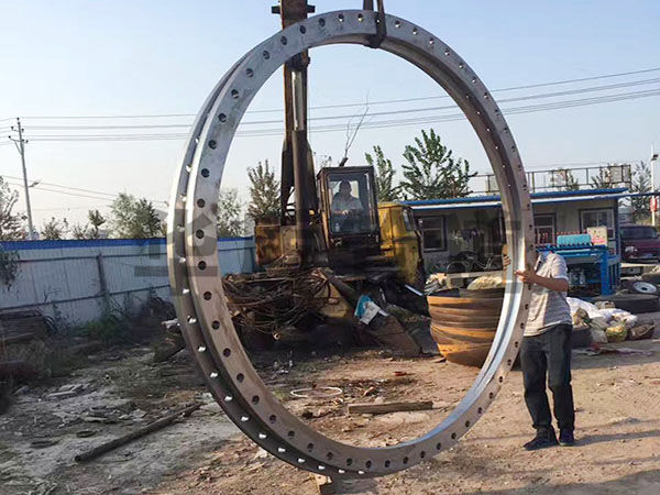 大(dà)口徑法蘭