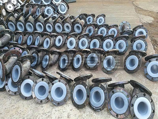 PE襯塑三通(tōng)