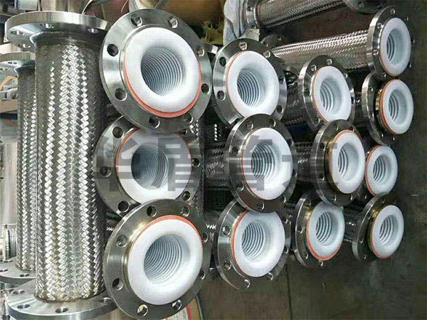 襯四氟金(jīn)屬軟管