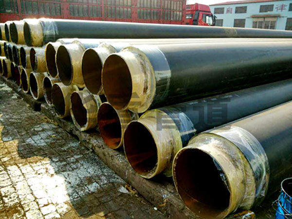 國(guó)标聚氨酯黑(hēi)夾克保溫鋼管