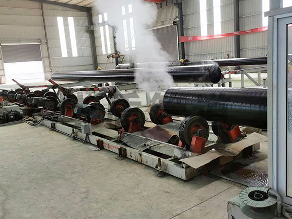 防腐設備生(shēng)産 線3.jpg