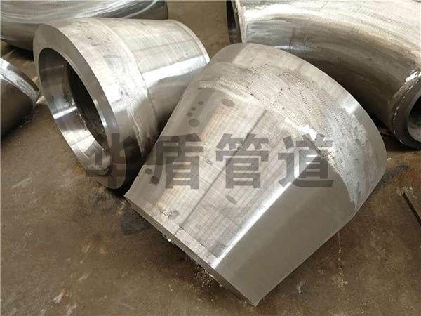 高(gāo)壓厚壁合金(jīn)異徑管